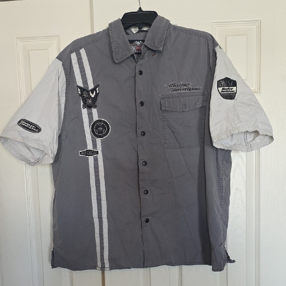Harley-Davidson Gray and Lighter Gray Button-Up Shirt